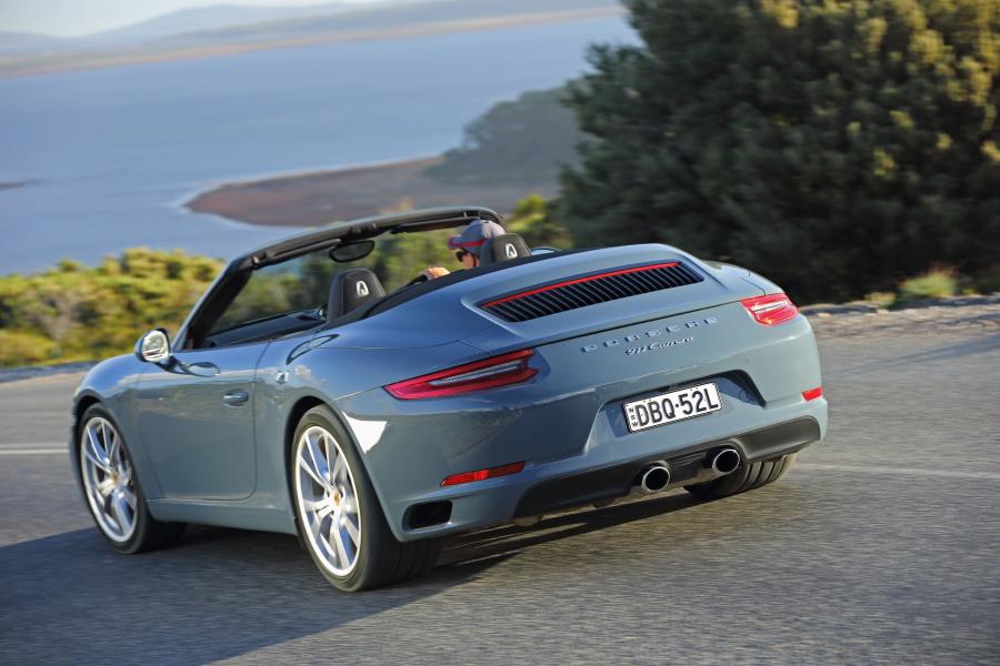  Porsche 911 Carrera Cabriolet 2016 года  (AU) (фото 24 из 29)